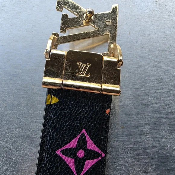Louis Vuitton Black Belt with Gold Buckle - Picture 4 of 9